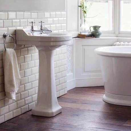 Burlington Edwardian Round Medium Basin and Pedestal - Various Tap Hole Options 4 Burlington Edwardian Round Medium Basin and Pedestal - Various Tap Hole Options - Image 2