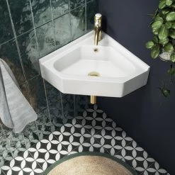 Chatsworth Traditional Corner Cloakroom Basin 1TH - Gloss White